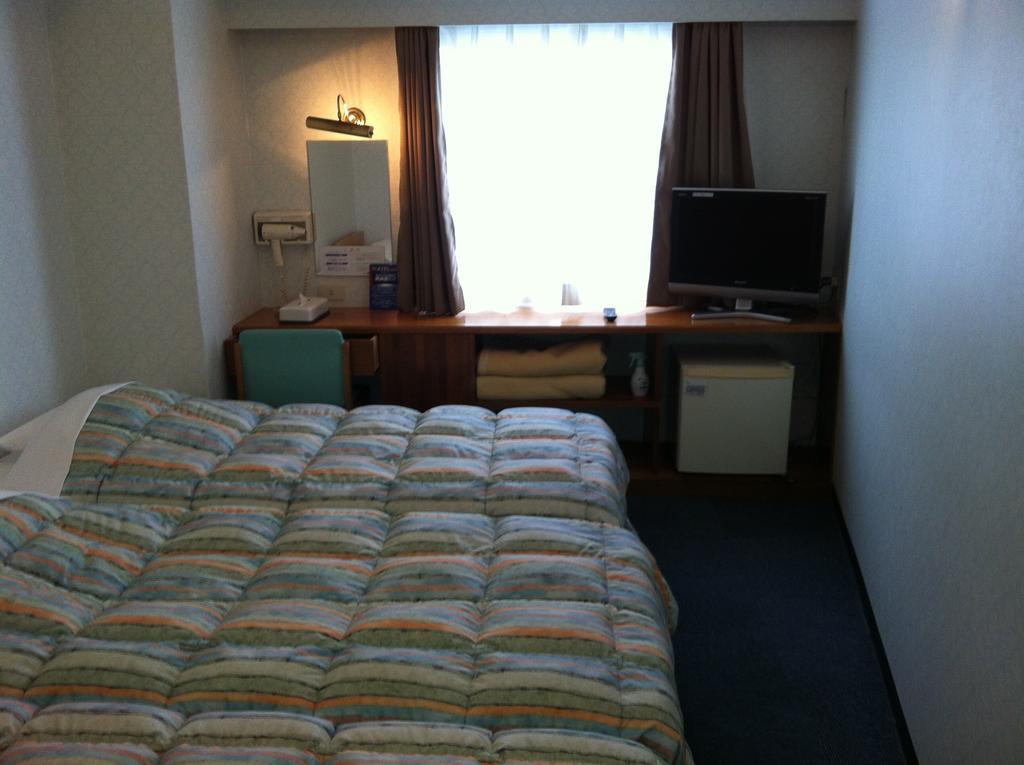 Hotel Kokusai Plaza Наха Екстер'єр фото