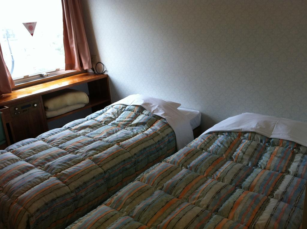 Hotel Kokusai Plaza Наха Екстер'єр фото