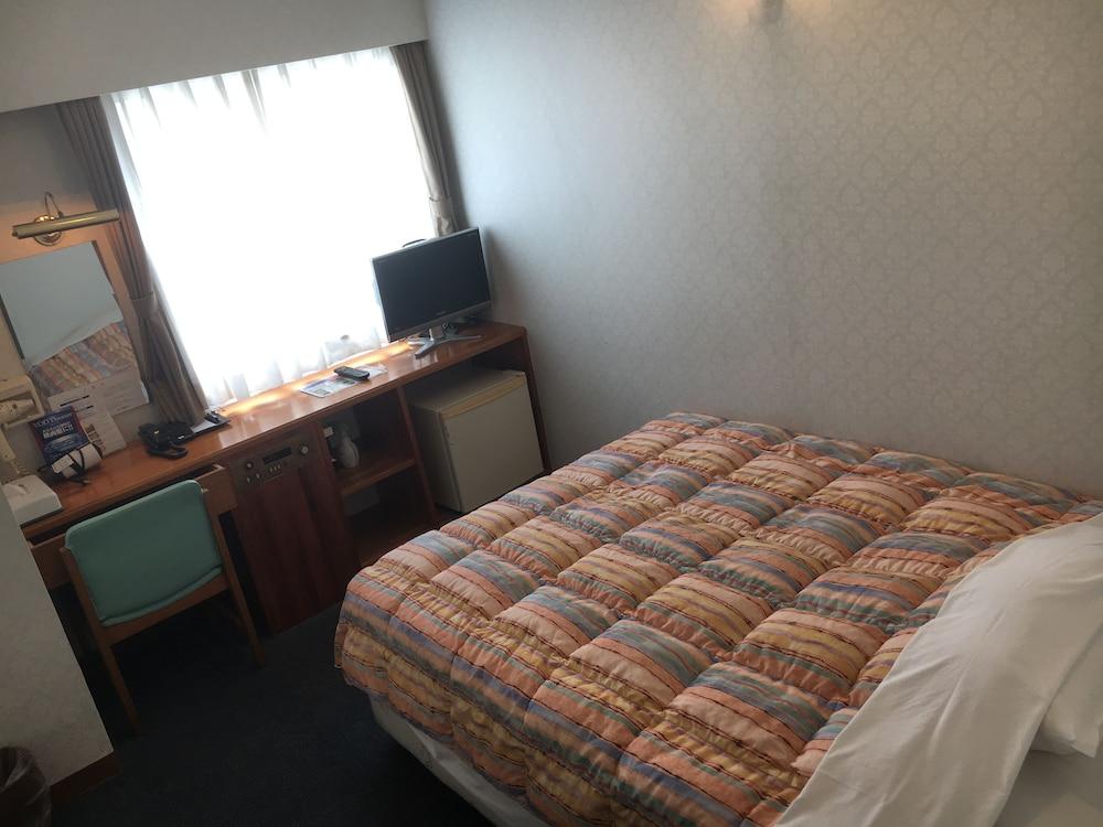 Hotel Kokusai Plaza Наха Екстер'єр фото